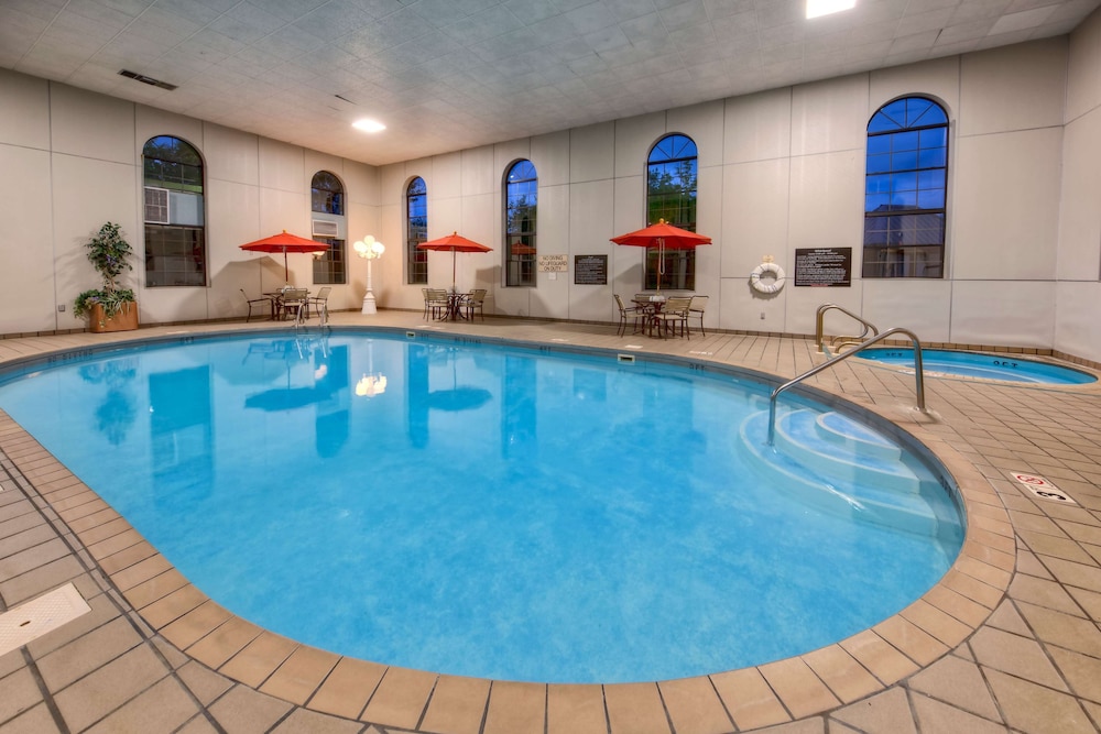 Hampton Inn Clarksville in CLARKSVILLE - AR