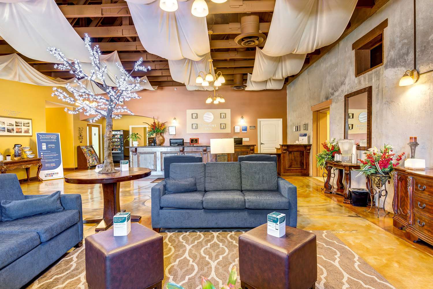 Comfort Inn Pomona near Fairplex 26/46