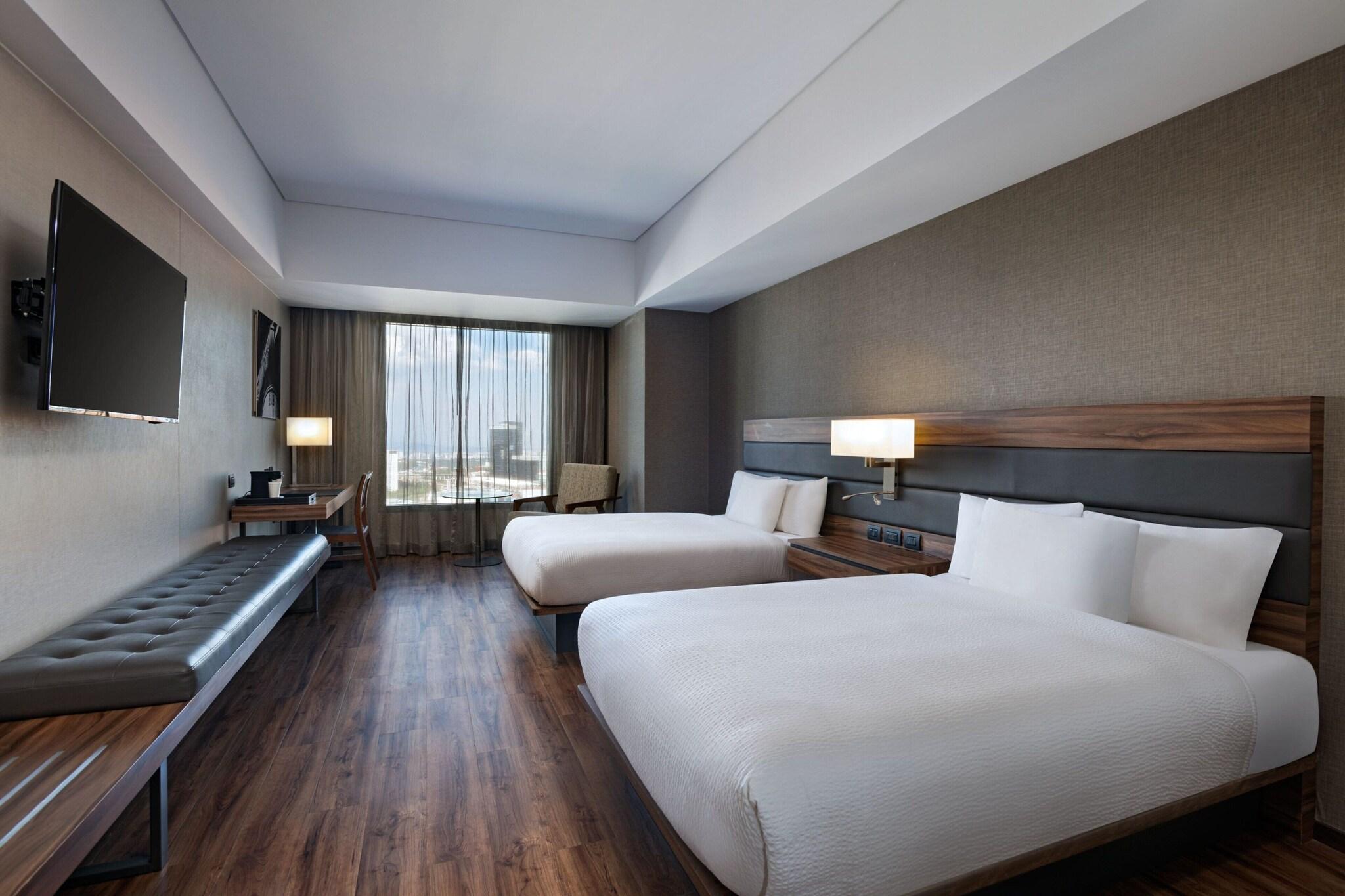 Suite, 2 Double Beds