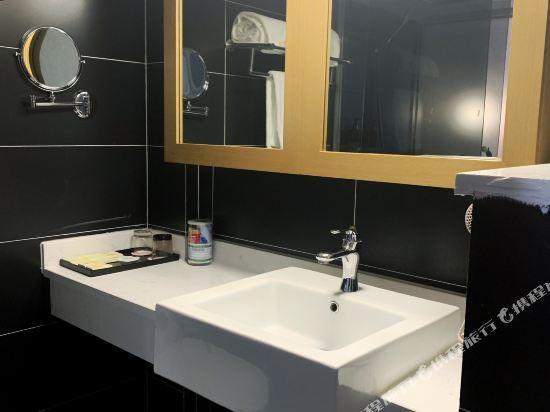 Shengting Business Hotel Zhengzhou International Exhibition Center 25/29