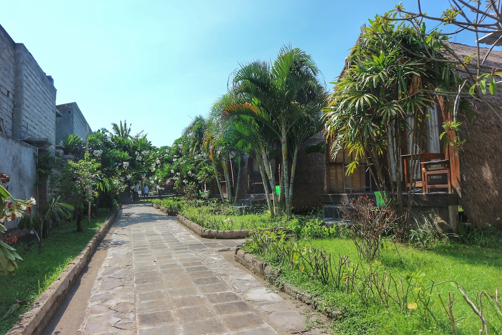 GiliPaddy Resort 59/65
