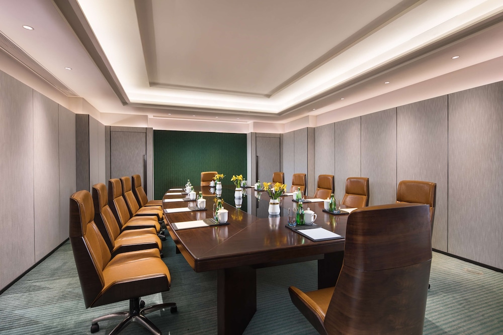 Radisson Ningbo Beilun 33/39