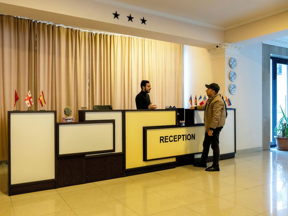 Comfort Hotel 7/50