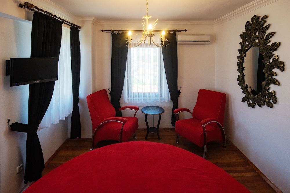 Ebruli Hotel 22/33