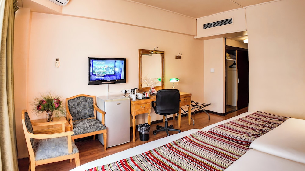 Bon Hotel Bloemfontein Central 40/60