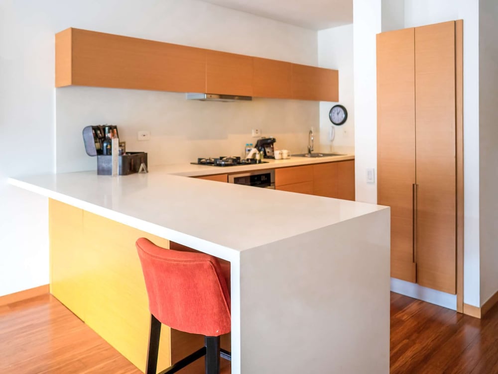 Hotel 93 Luxury Residences 11/69