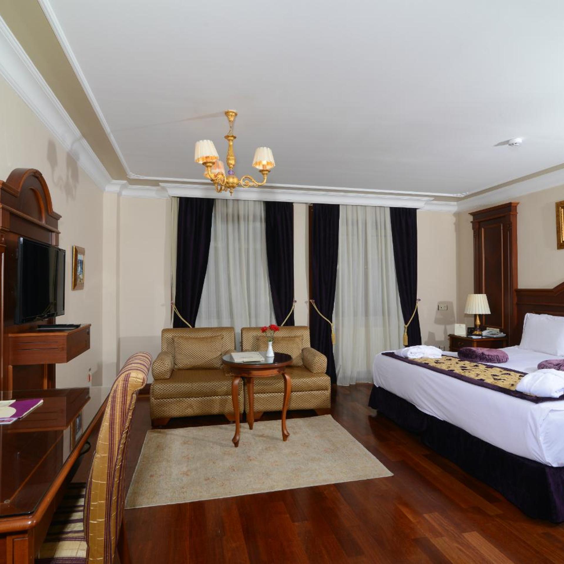 جناح ديلوكس بسرير كوين، Glk Premier Regency Suites And Spa 7/10