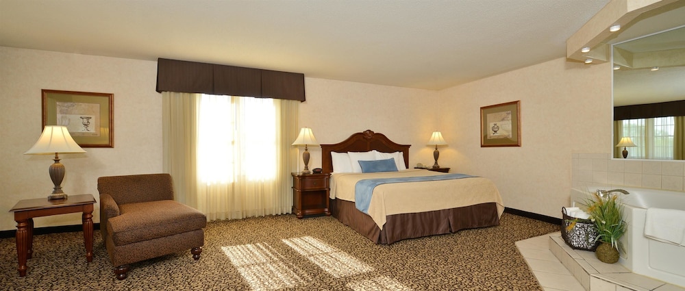 Best Western Plus Steeplegate Inn 29/51