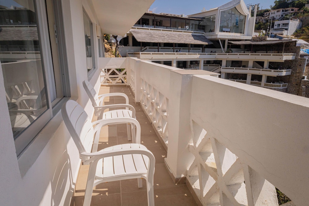 Mirador Acapulco 1/50