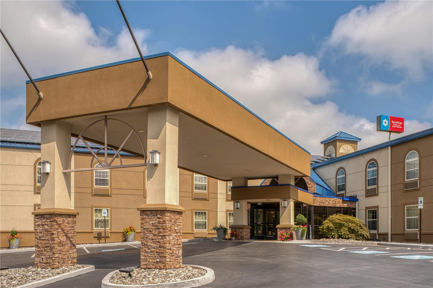 SureStay Plus Hotel By Best Western Elizabethtown Hershey 37/39