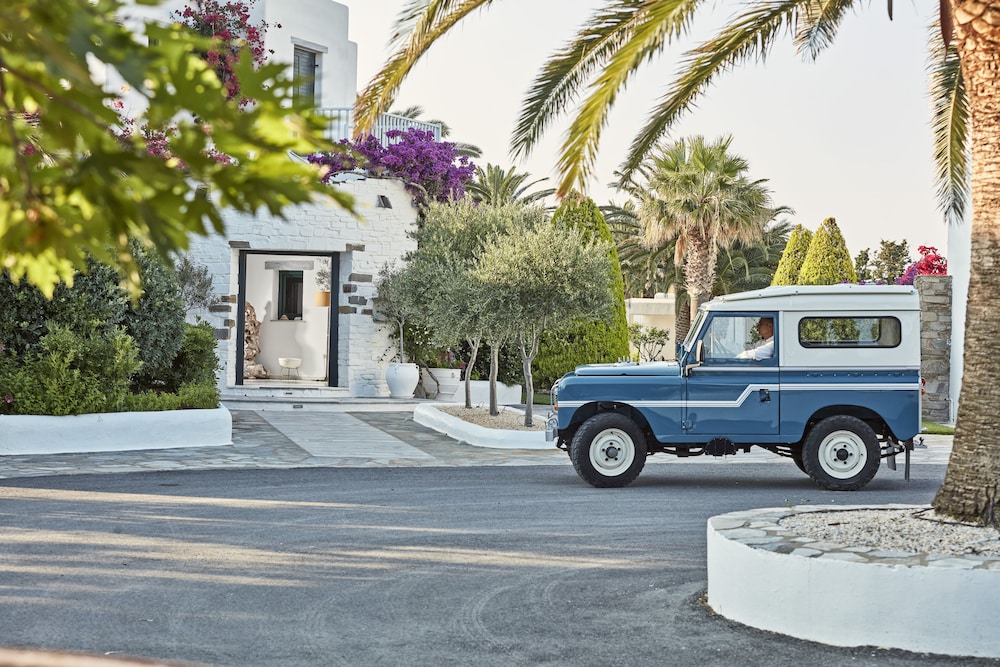 Yria Boutique Hotel & Spa 66/74