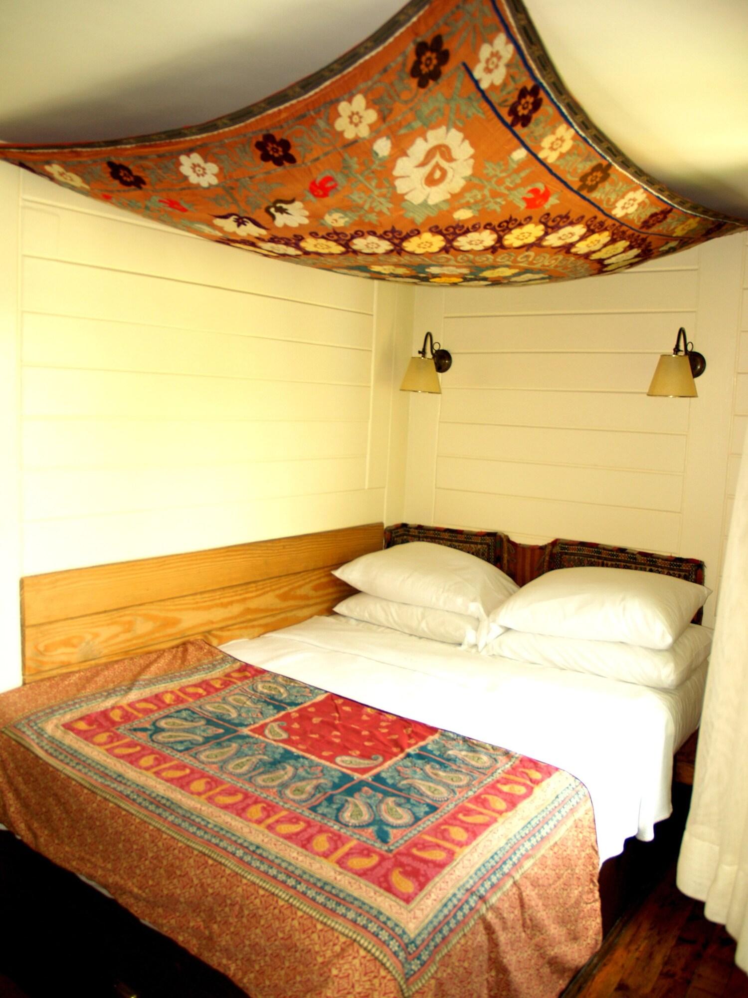 Hotel Empress Zoe 8/100