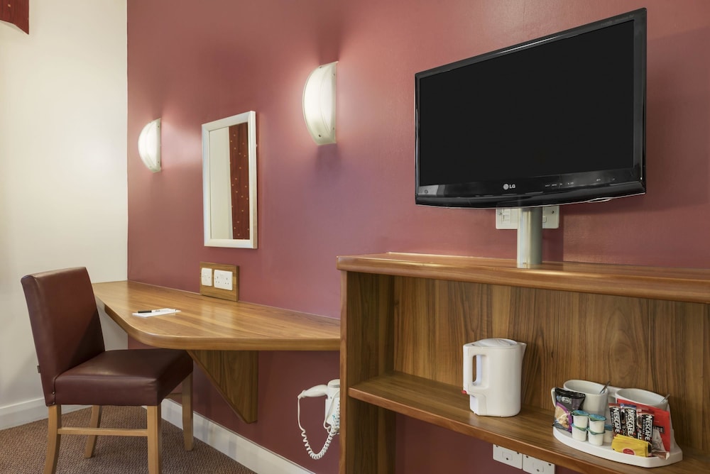 Days Inn by Wyndham Corley NEC M6 20/28