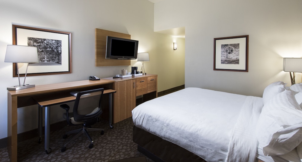 Holiday Inn Savannah Historic District 15/56