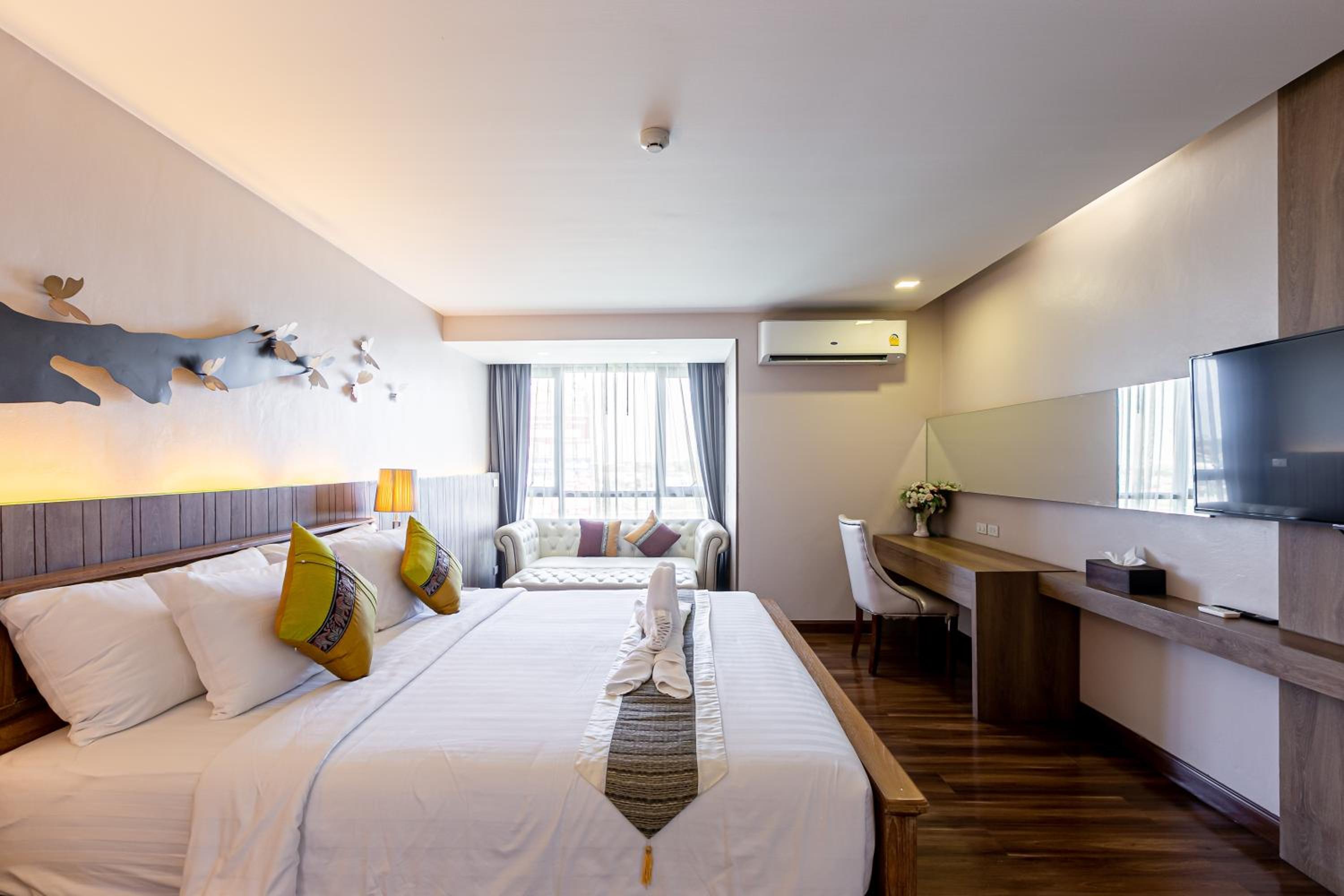 Junior Suite, Grand Ratchapruek Hotel 5/10