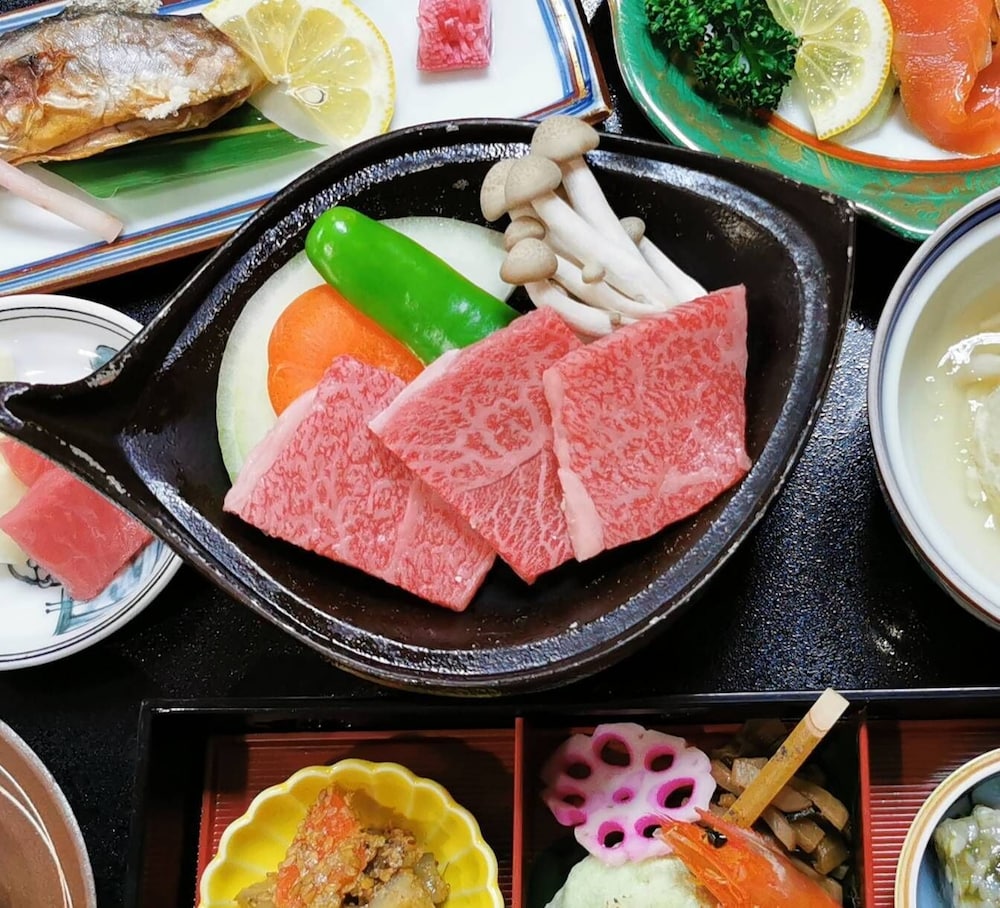 Shiozawa Onsen Shichihokan 5/12