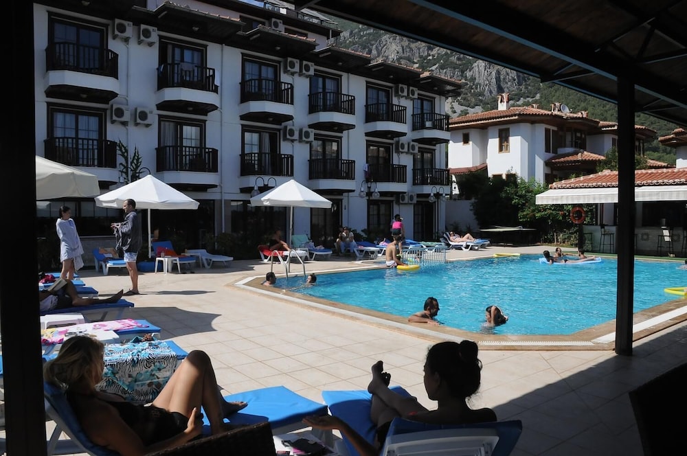Hamle Hotel 38/48