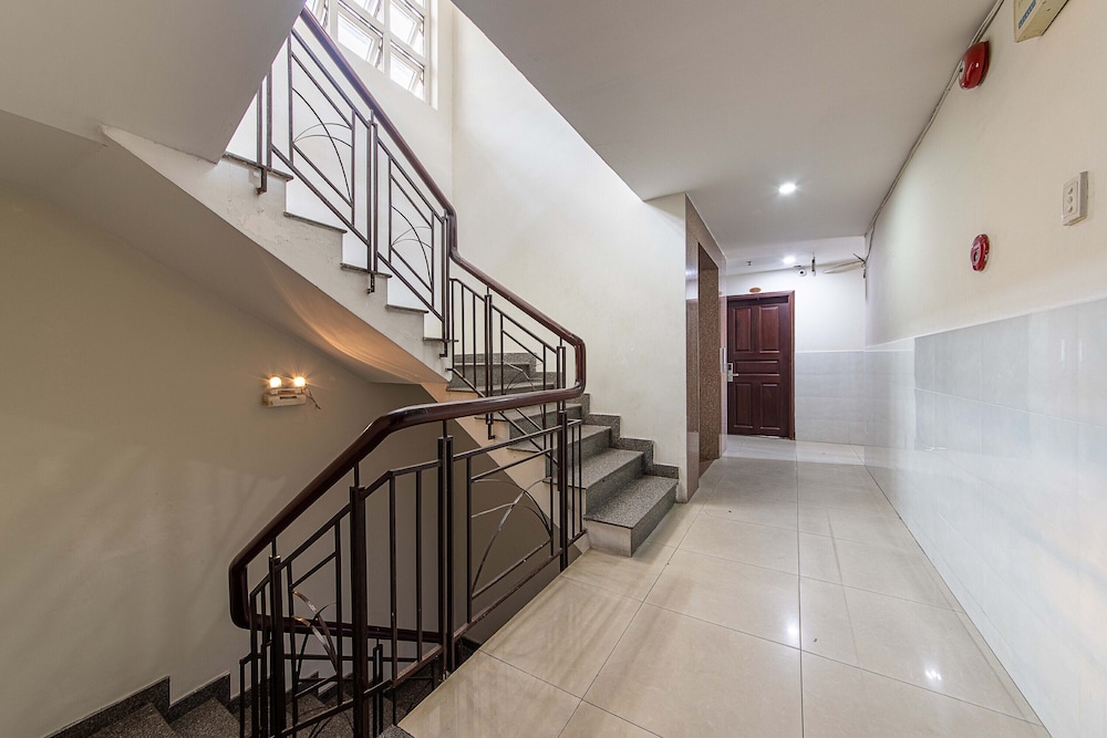 Phong Lan 2 Hotel 20/50