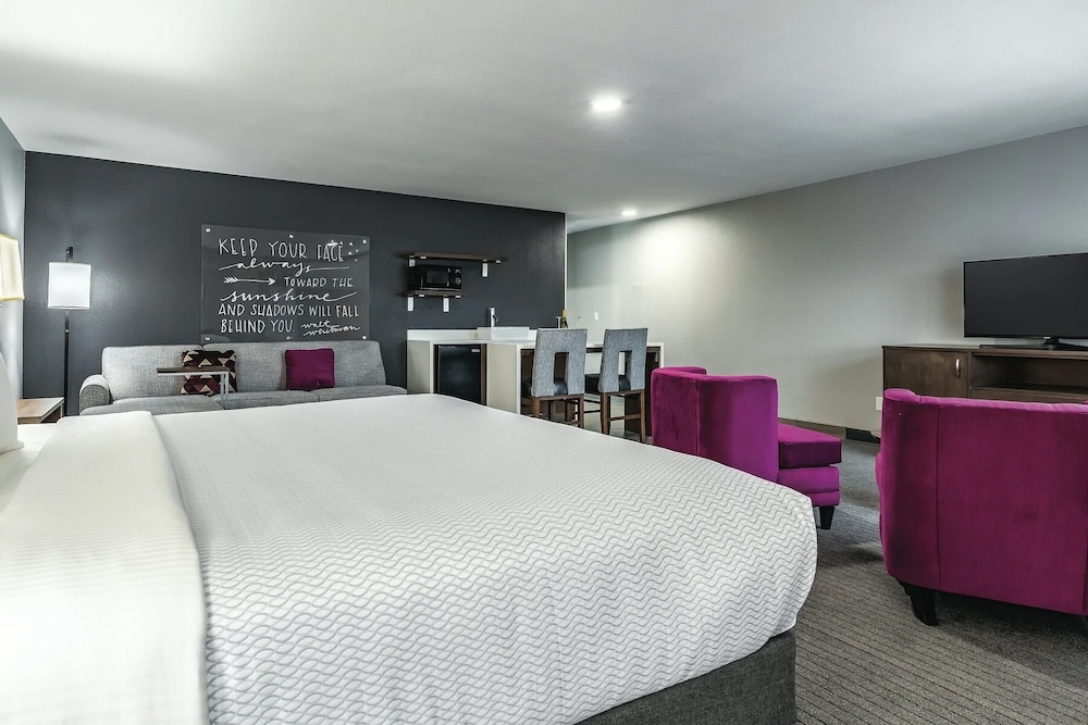 La Quinta Inn And Suites By Wyndham Seattle Federal Way 17/49