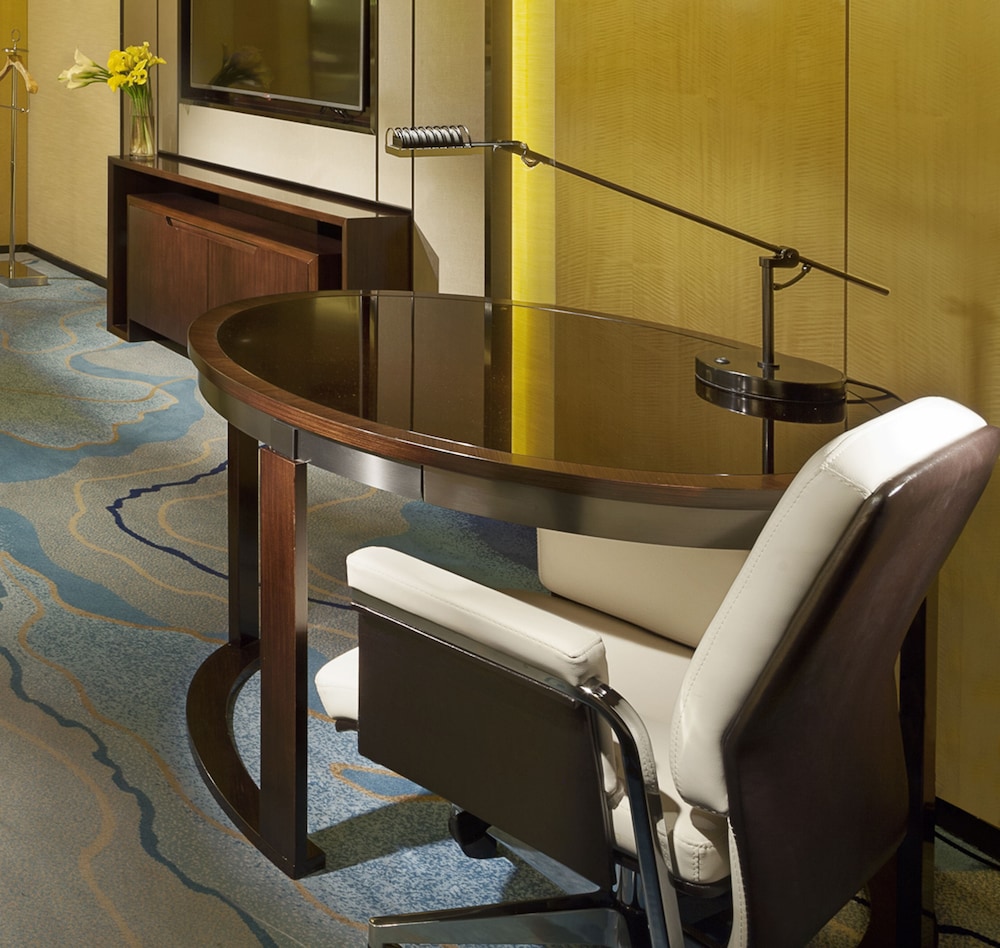 Hilton Zhuzhou 56/57