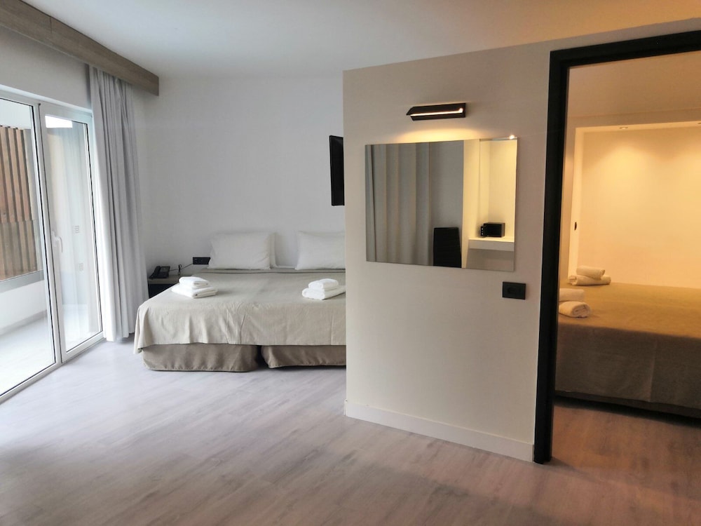 Castellum Suites - All Inclusive 22/48