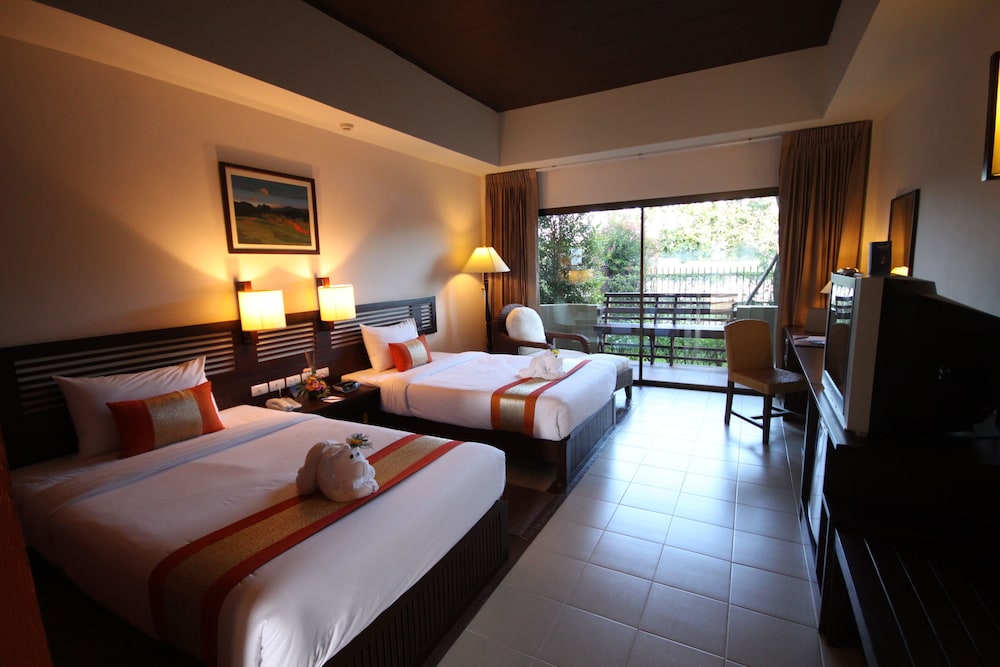 Mae Jo Golf Resort And Spa 12/50