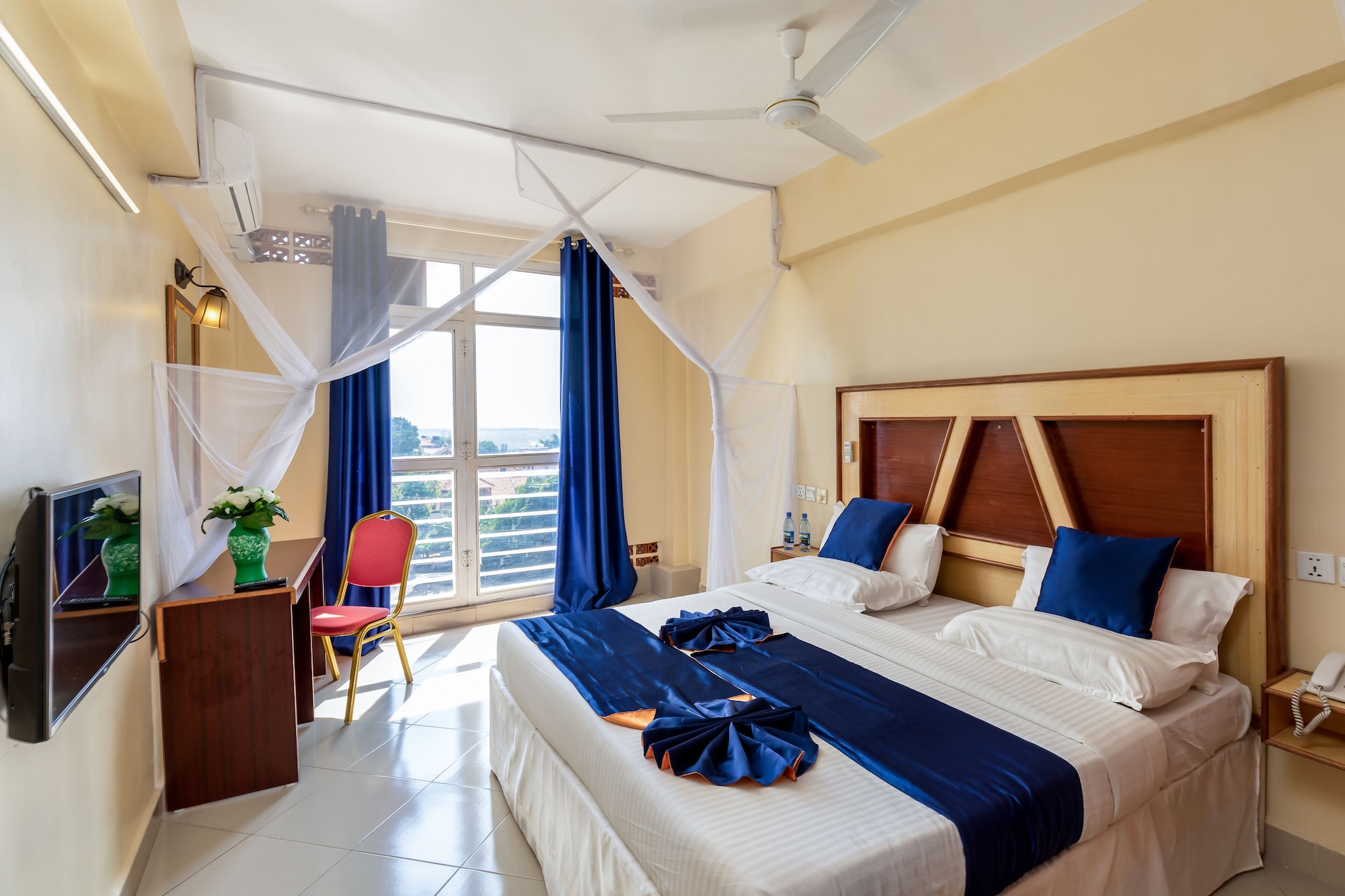 1 BEDROOM, EXECUTIVE, DOUBLE BED