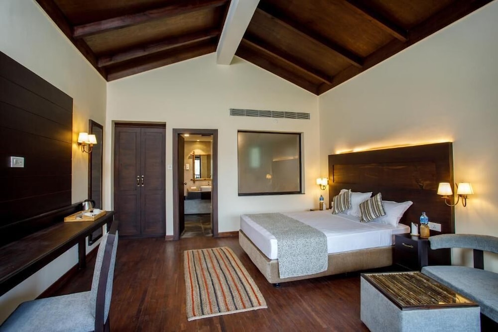 Jungle Villa Resort Chitwan 9/28