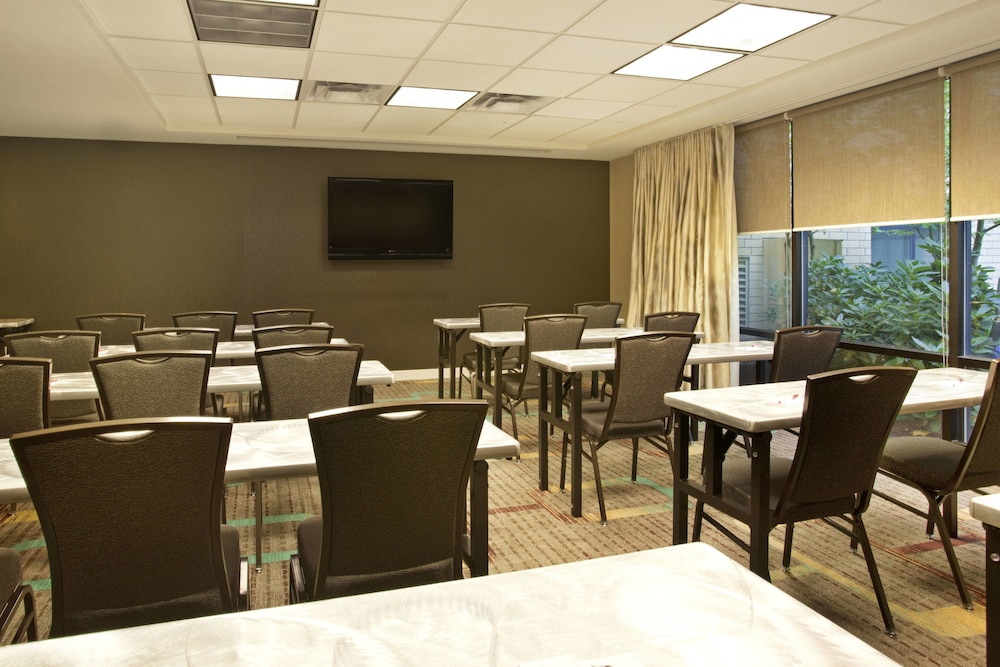 Residence Inn Portland Airport At Cascade Station 27/42