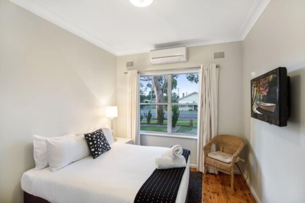 The Horatio Suites And Motel 4/49