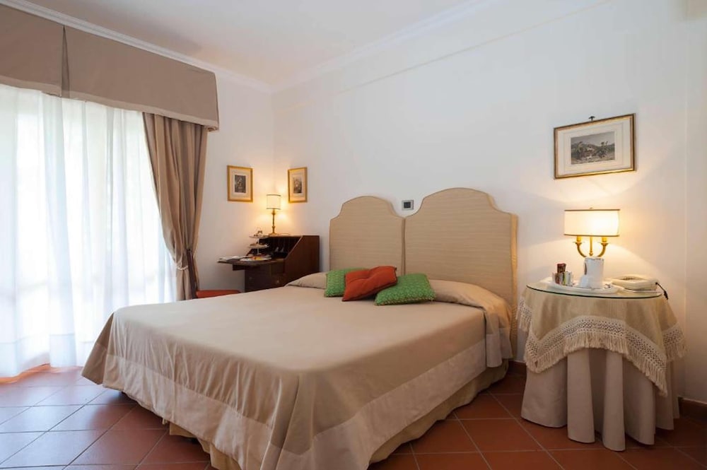 Hotel Villa Ottone 8/50
