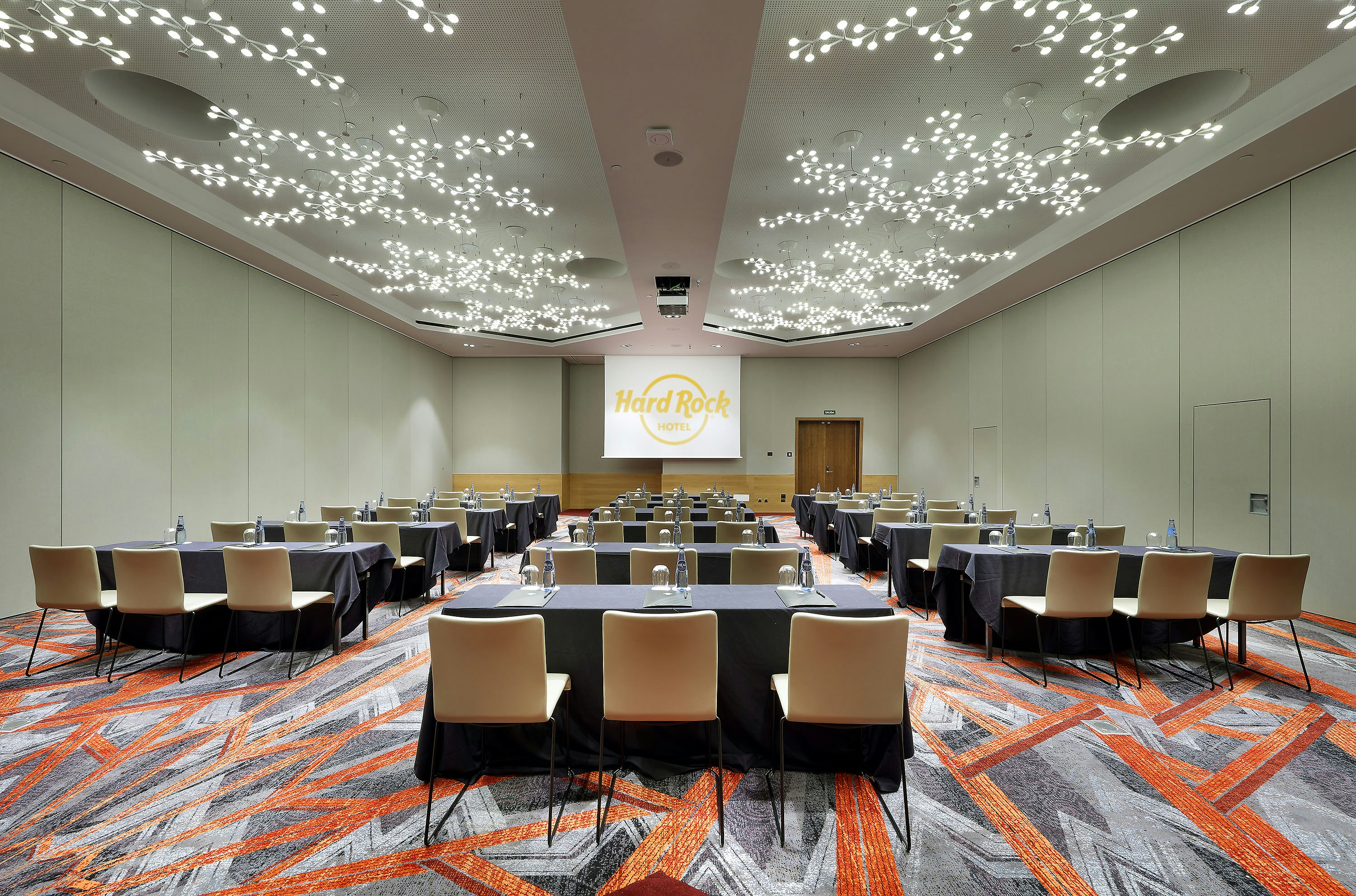 Hard Rock Hotel Tenerife 64/82