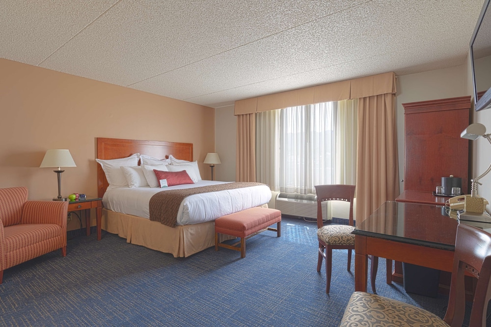 Coast Wenatchee Center Hotel 19/49