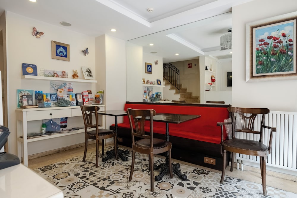 Ten Rooms Istanbul 32/47
