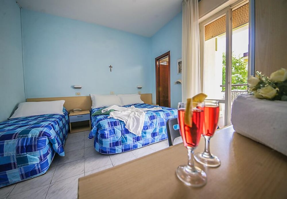 Hotel Santa Martina 8/16
