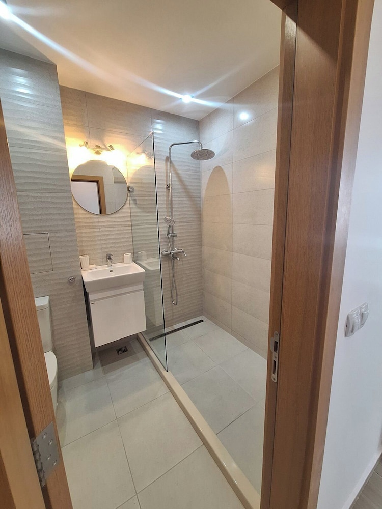Apartments Mladost 1A-554 48/50
