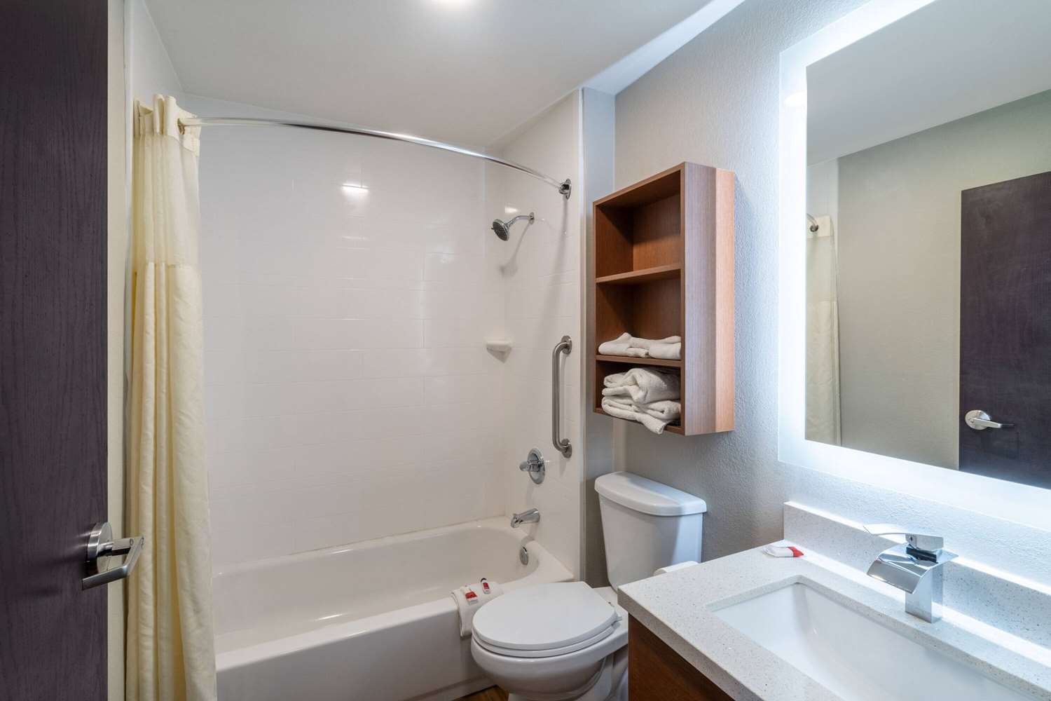 Microtel Inn And Suites Savannah Pooler 33/34