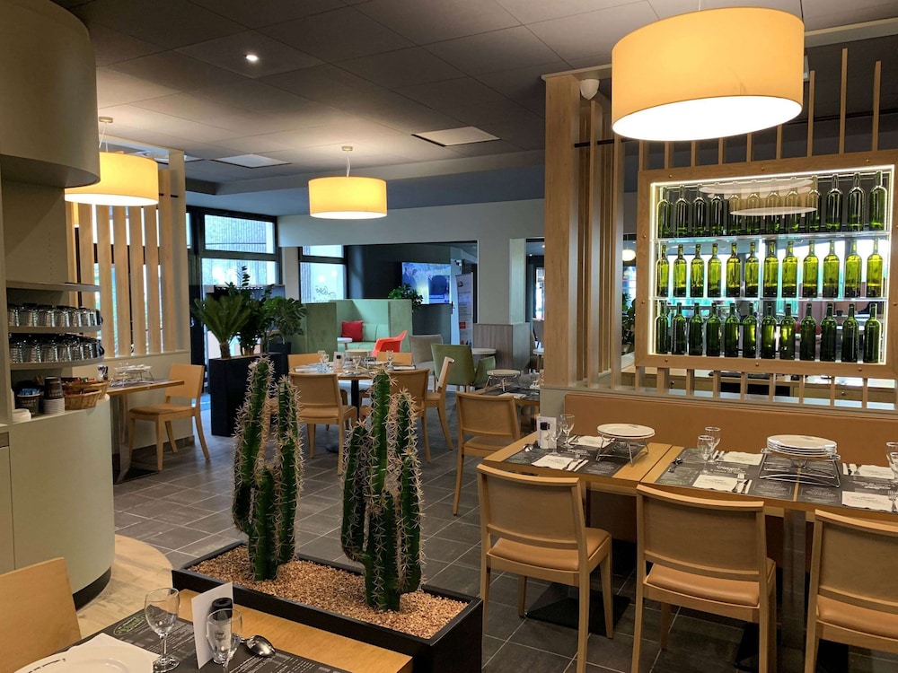 restaurant-cafeteria