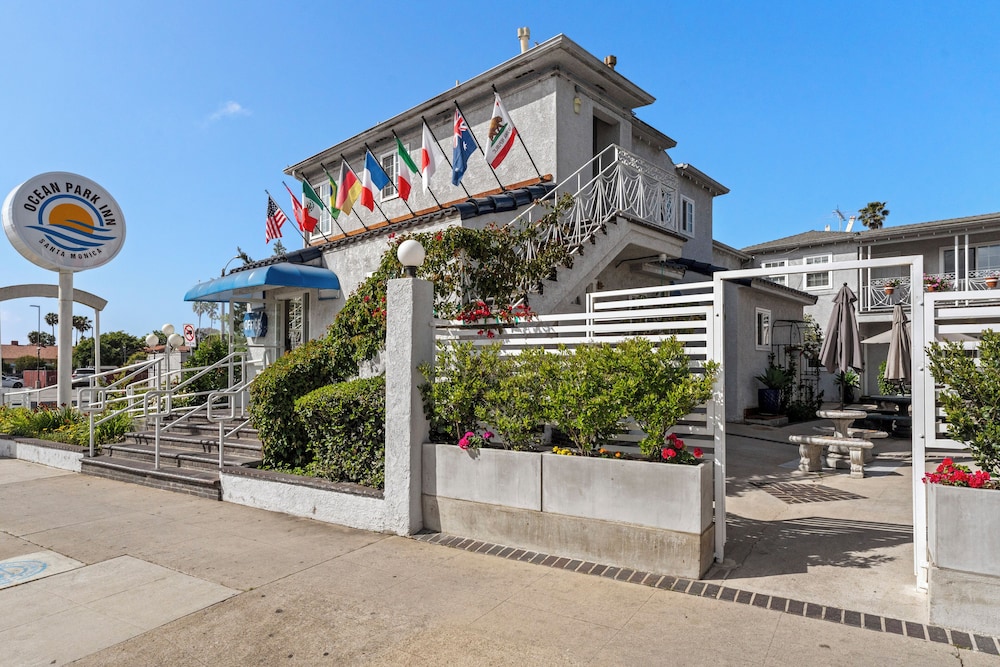 Ocean Park Inn 24/35