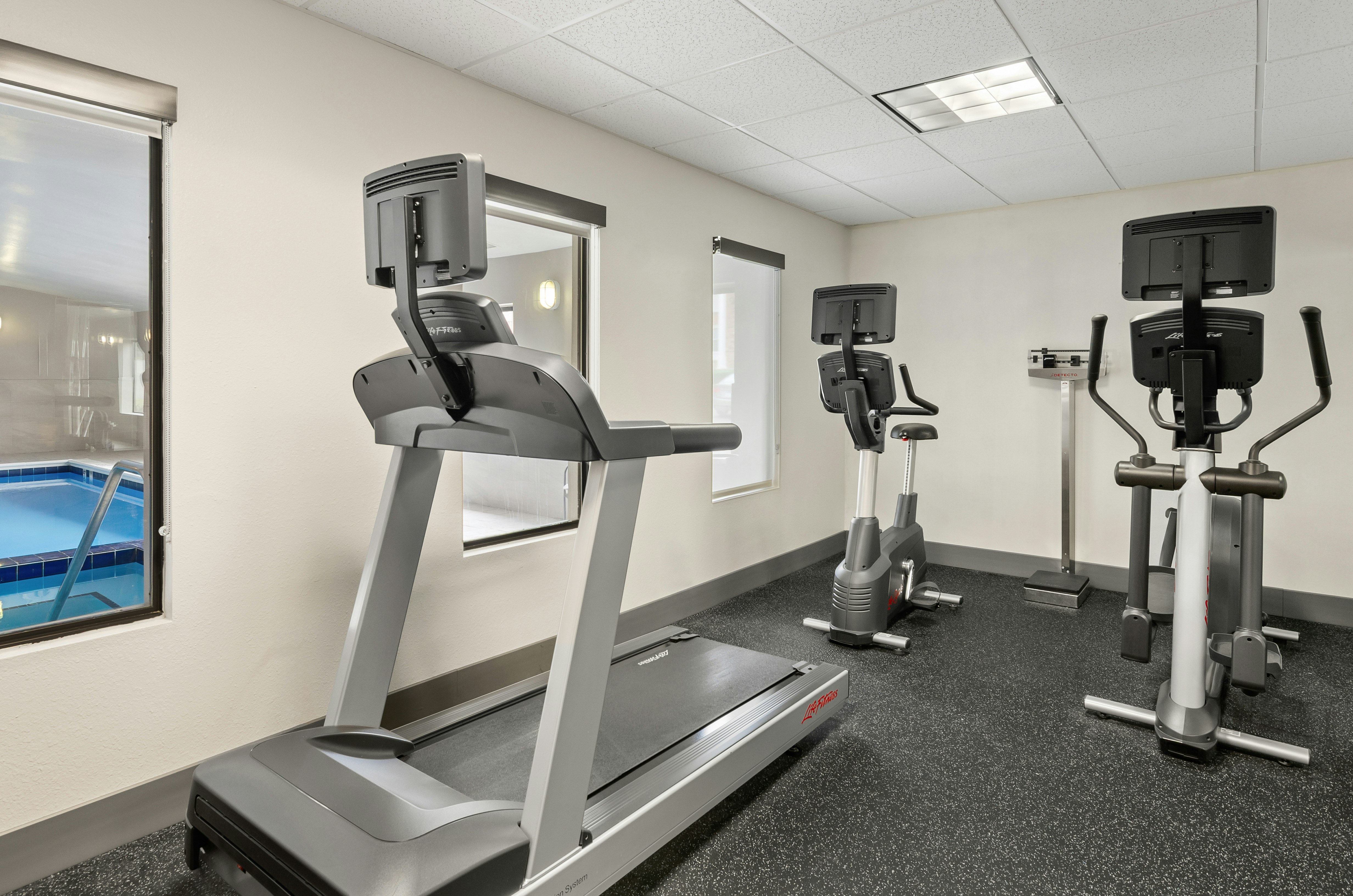Holiday Inn Express Princeton I-77 40/69