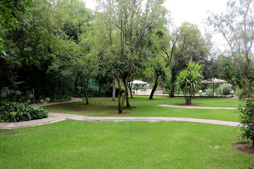 Sandton Lodge Rivonia 37/59