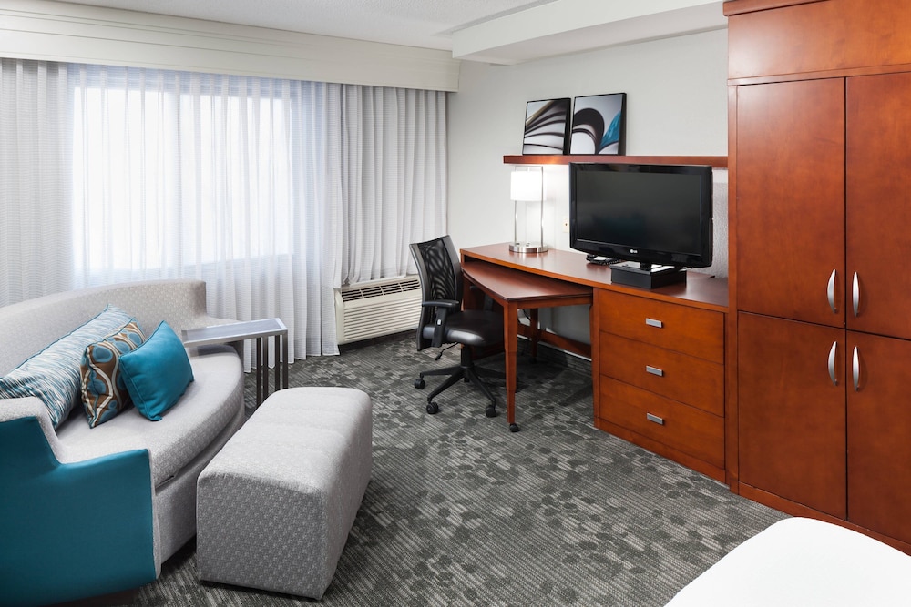 Courtyard by Marriott Hattiesburg 13/42