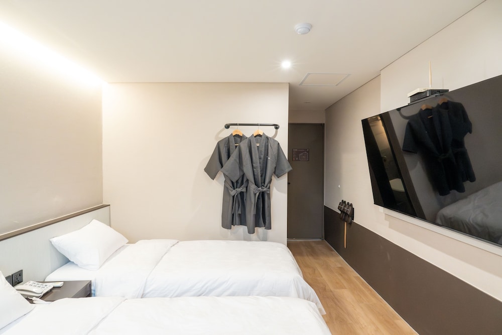 Dongdaemun Hotel 15/50