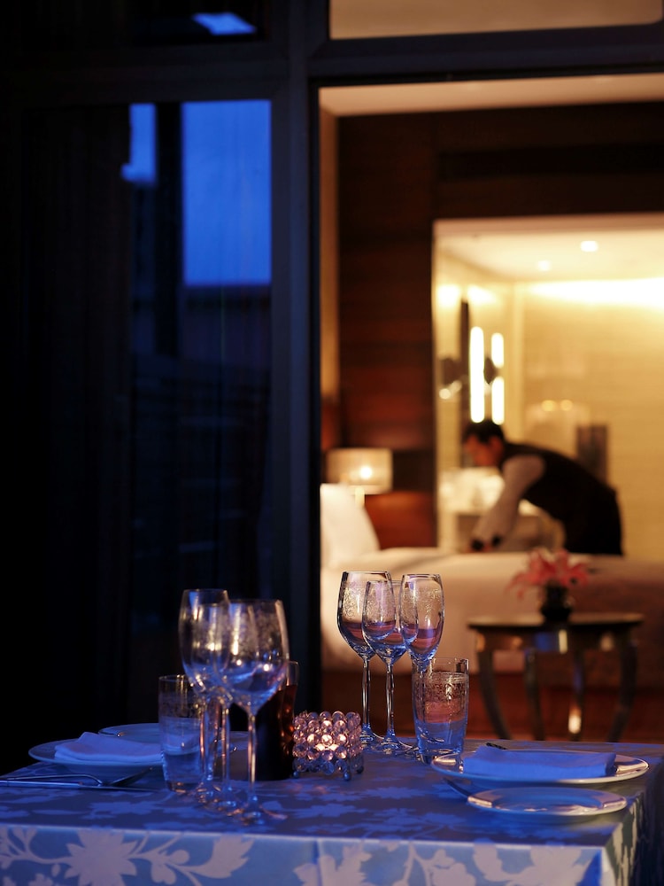 Hilton Jaipur 58/60