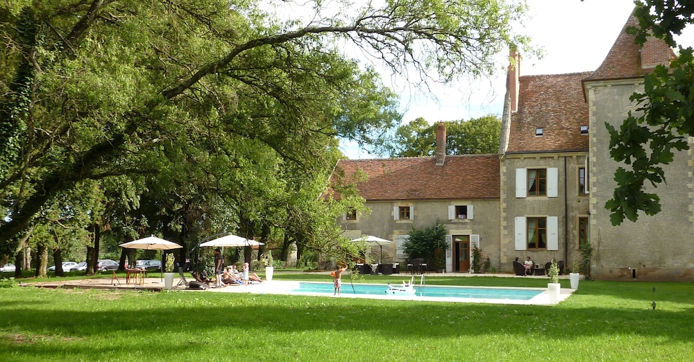 Chateau Le Sallay 49/58