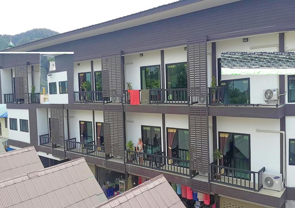 Phi Phi Andaman Legacy Resort 2/74