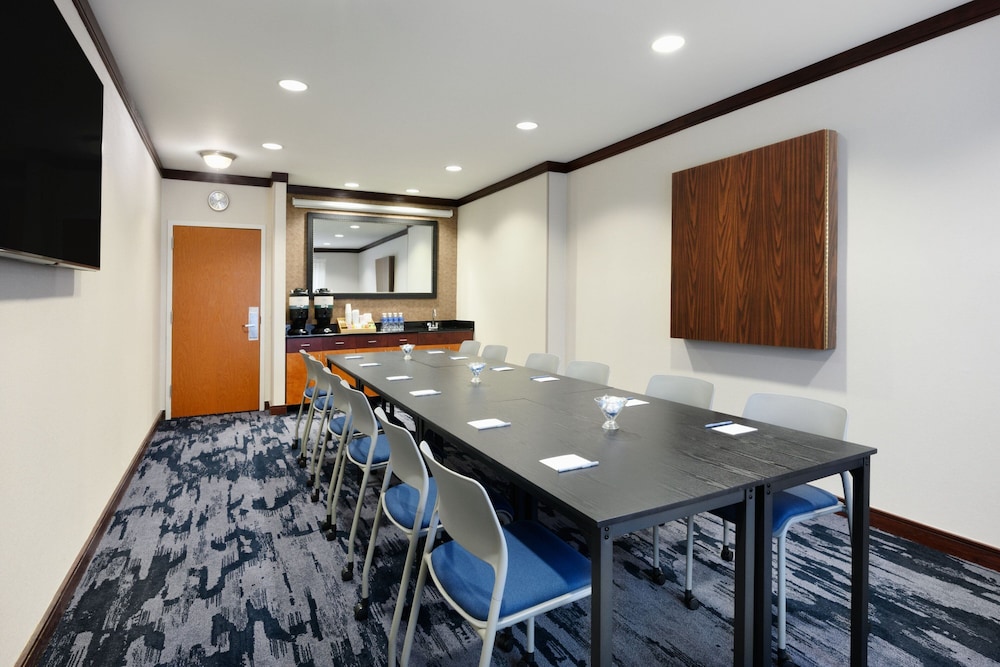 Fairfield Inn And Suites By Marriott Ft Pierce 36/50