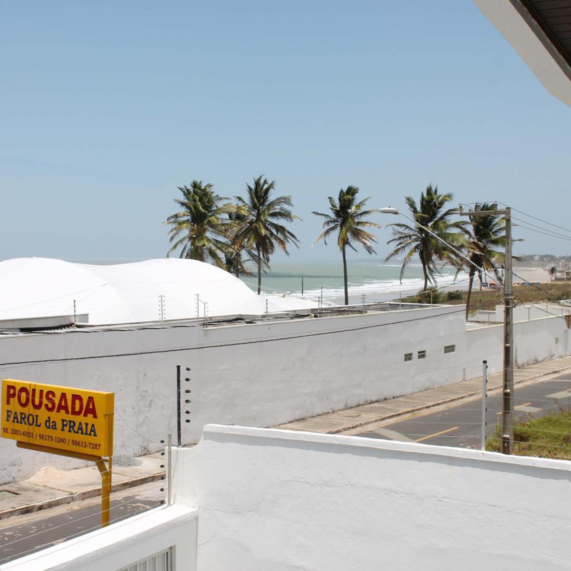 Hotel Pousada Farol da Praia 48/52