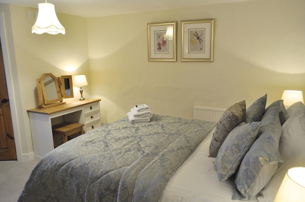 Dunster Mill House 16/48