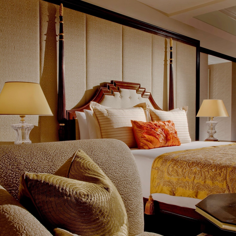 The Leela Palace Chennai 14/74